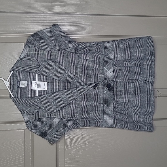 NWT Vanity Short sleeve 2 button blazer size large - Picture 1 of 4